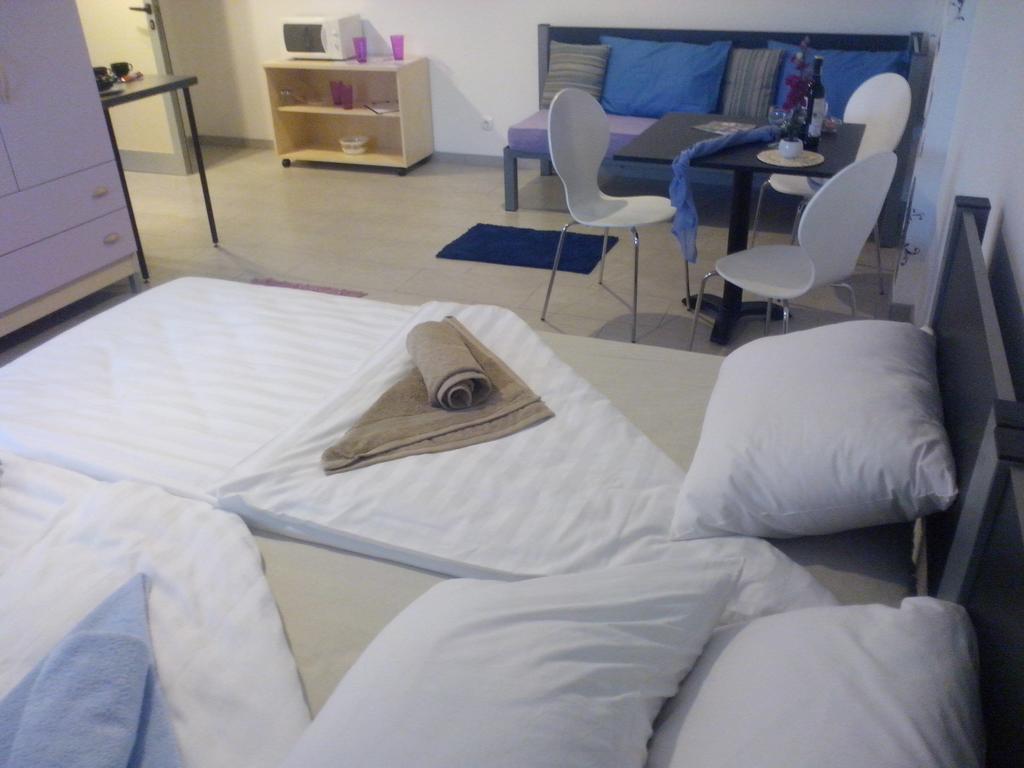 Apartments A-Mol Zadar Zimmer foto